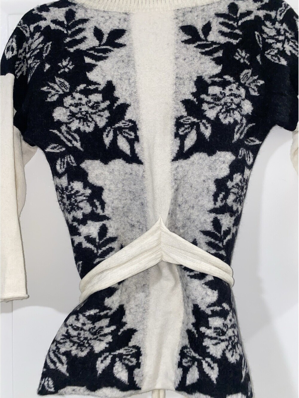 LiaMolly Anthropologie Wool Black and Cream Intarsia Kimono Sweater vintage XS - Picture 6 of 8